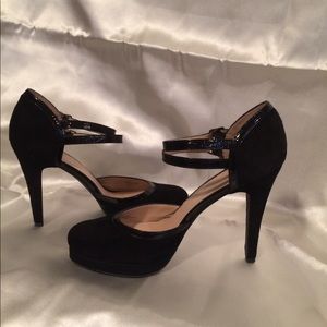 Victor Alfaro Black High Heels